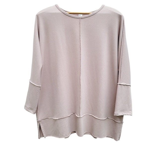 SPANX Tops - Spanx Perfect Length Sweatshirt Medium Blush Pink‎ Dolman Sleeve Raw Hem Medium